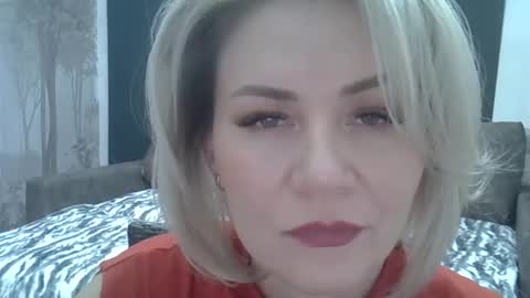 3susie online show from February 6, 9:56 am