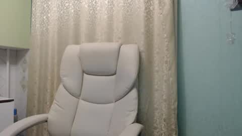 3sweetcandy3 online show from November 17, 11:43 pm