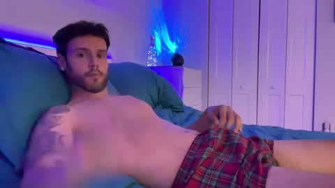 Snapshot of 3xxxjason chatting on November 28, 2:25 am 3xxxjason online show from November 28, 2:25 am