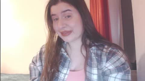 Snapshot of 444____ chatting on December 9, 12:45 am Katya online show from December 9, 12:45 am