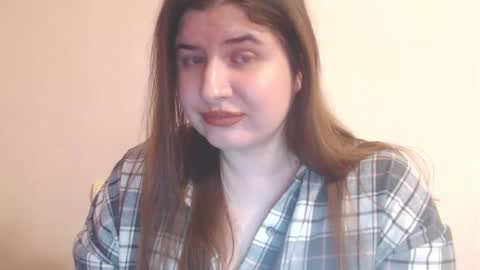 Snapshot of 444____ chatting on December 22, 4:39 am Katya online show from December 22, 4:39 am