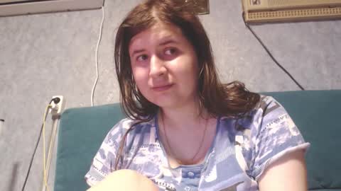 Snapshot of 444____ chatting on October 17, 8:33 pm Katya online show from October 17, 8:33 pm