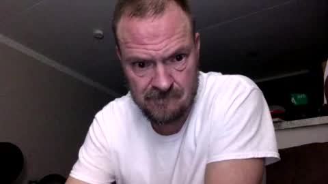 4djmoore online show from January 17, 10:31 am