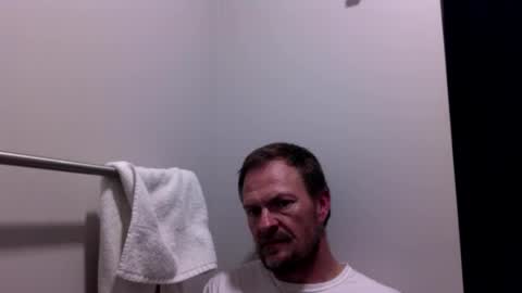 Snapshot of 4djmoore chatting on April 11, 5:12 am 4djmoore online show from April 11, 5:12 am