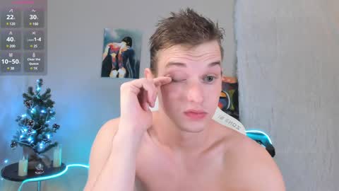 Andrew online show from December 22, 3:44 am