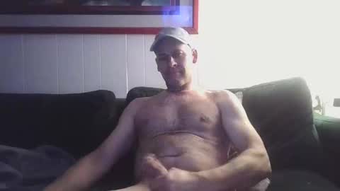 4nuf online show from January 14, 10:38 am