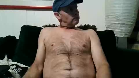 4nuf online show from March 21, 3:55 am