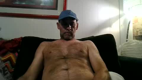 Snapshot of 4nuf chatting on May 19, 5:41 pm 4nuf online show from May 19, 5:41 pm