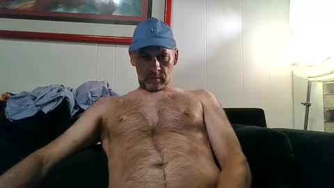 Snapshot of 4nuf chatting on June 1, 4:09 pm 4nuf online show from June 1, 4:09 pm