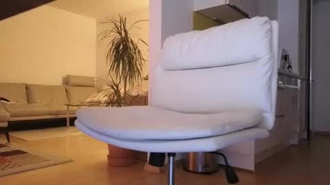 4rjun4 online show from April 28, 6:35 pm