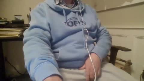 4uguys online show from March 21, 3:11 am