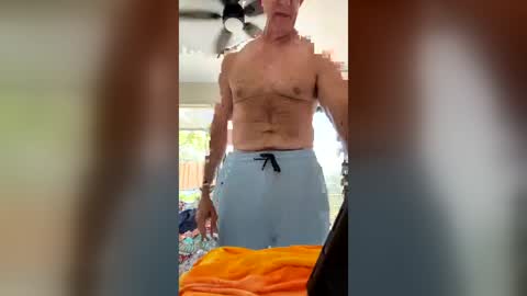 Snapshot of 50plusbeachguy chatting on June 29, 1:55 pm 50plusbeachguy online show from June 29, 1:55 pm