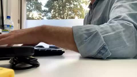 555tony555 online show from April 1, 2:56 am