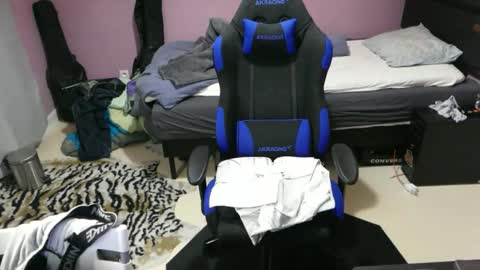 Larese Carlo online show from March 13, 2:18 am