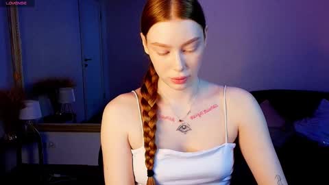 Snapshot of 5th_e1ement chatting on February 12, 8:16 am 5th_e1ement online show from February 12, 8:16 am