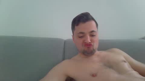 Snapshot of 69baby69baby chatting on April 4, 11:08 am 69baby69baby online show from April 4, 11:08 am