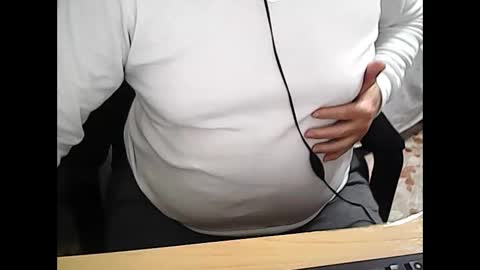 Snapshot of 69desamor chatting on February 18, 7:54 pm 69desamor online show from February 18, 7:54 pm