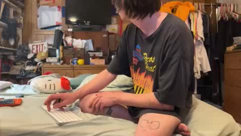 FUCKR online show from May 30, 3:09 pm