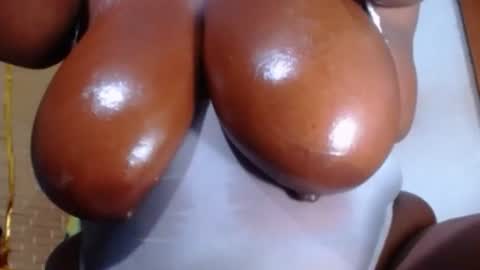 kendra1811 is my X networks I HOPE YOU FOLLOW ME THANKS online show from April 25, 5:10 am