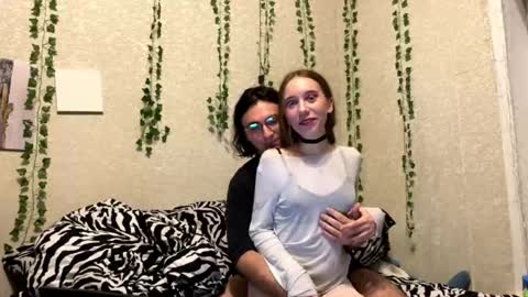 Snapshot of 6hei6not chatting on December 16, 4:23 pm 6hei6not online show from December 16, 4:23 pm