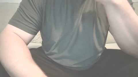 Snapshot of 6inches_thick chatting on October 13, 12:10 am 6inches thick online show from October 13, 12:10 am