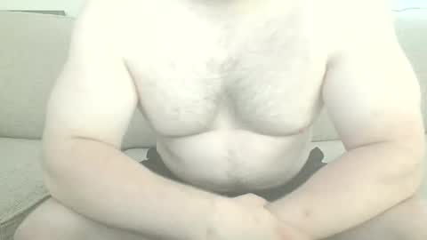 Snapshot of 6inches_thick chatting on April 12, 12:26 am 6inches thick online show from April 12, 12:26 am