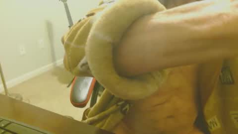 Snapshot of 6stringer62 chatting on January 18, 11:54 am 6stringer62 online show from January 18, 11:54 am