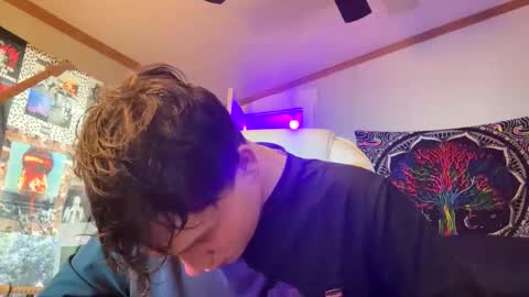 Snapshot of 710lemonade420 chatting on January 4, 10:24 pm lemonade online show from January 4, 10:24 pm