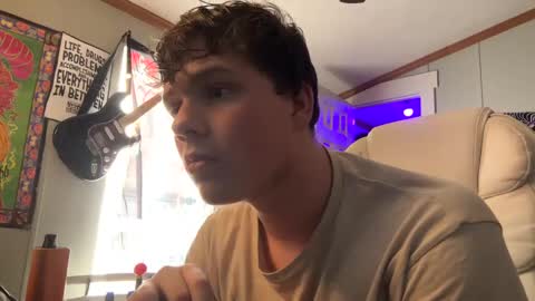 Snapshot of 710lemonade420 chatting on January 29, 7:11 pm lemonade online show from January 29, 7:11 pm