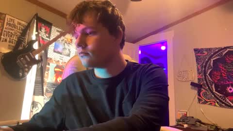 Snapshot of 710lemonade420 chatting on February 7, 8:31 pm lemonade online show from February 7, 8:31 pm