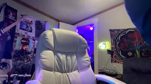 Snapshot of 710lemonade420 chatting on February 8, 3:41 am lemonade online show from February 8, 3:41 am