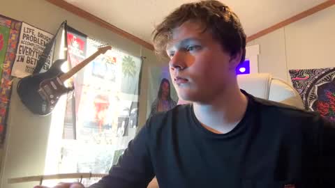 Snapshot of 710lemonade420 chatting on February 13, 10:00 pm lemonade online show from February 13, 10:00 pm