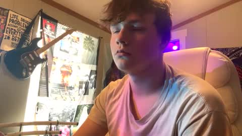 Snapshot of 710lemonade420 chatting on February 16, 9:59 pm lemonade online show from February 16, 9:59 pm