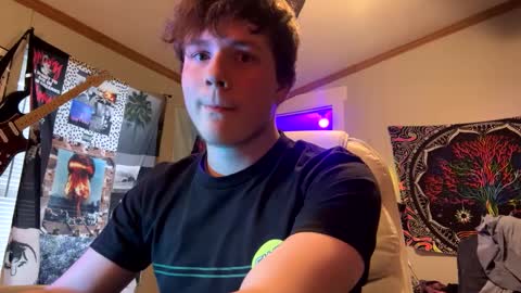 Snapshot of 710lemonade420 chatting on February 18, 11:30 pm lemonade online show from February 18, 11:30 pm