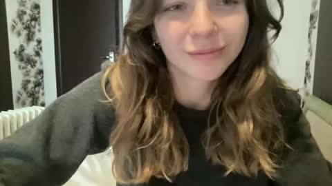 75sowet018 online show from October 19, 7:31 am