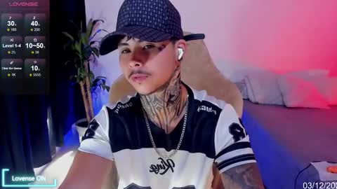 Stefan online show from December 3, 9:02 pm