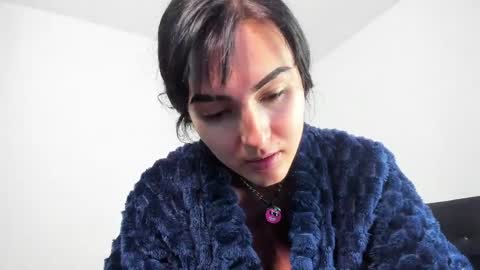    online show from May 7, 8:47 pm