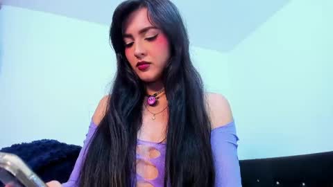    online show from June 6, 11:04 am