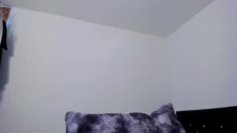    online show from June 9, 11:44 am