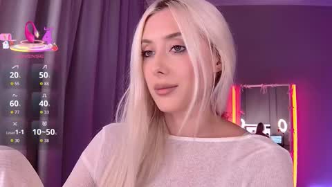 Snapshot of 7loren_wood7 chatting on March 27, 5:23 pm Loren Wood online show from March 27, 5:23 pm