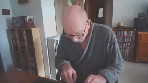 Snapshot of 7thsojourn chatting on October 11, 8:46 am Papi online show from October 11, 8:46 am