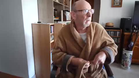 Snapshot of 7thsojourn chatting on February 15, 10:14 am Papi online show from February 15, 10:14 am