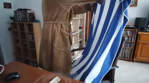 Snapshot of 7thsojourn chatting on March 20, 8:52 am Papi online show from March 20, 8:52 am