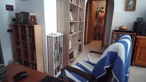  Papi  online show from June 7, 9:57 am