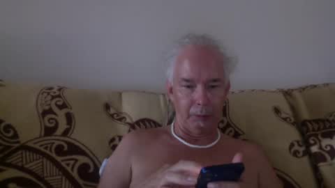 808dred online show from September 25, 12:03 am