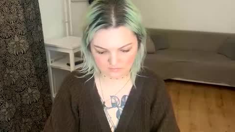 Ivy online show from February 26, 2:59 am