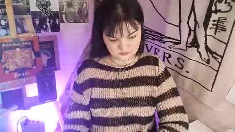 Ivy online show from October 5, 11:46 pm