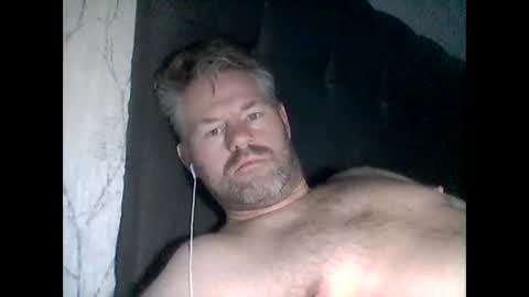 81jonnyx online show from December 8, 9:24 am