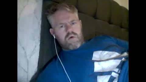 81jonnyx online show from December 21, 10:51 pm