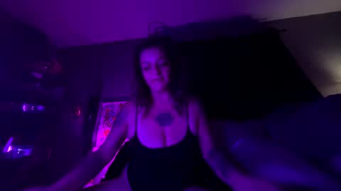 Snapshot of 88heygirlhey88 chatting on November 1, 9:44 am That girl online show from November 1, 9:44 am